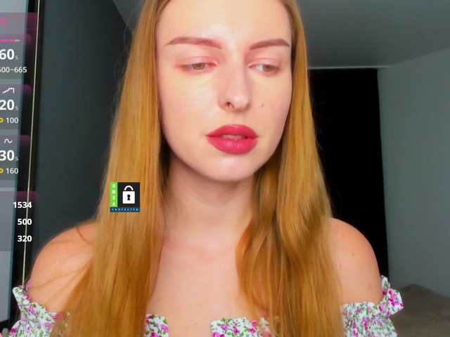PinkPanterka live cam preview