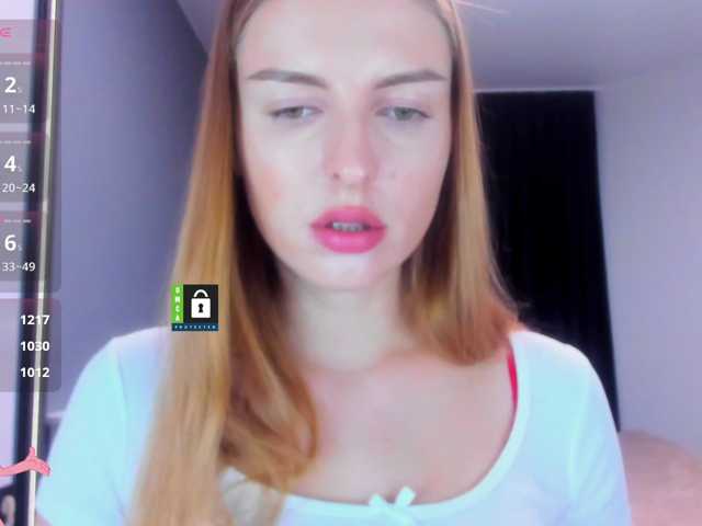 PinkPanterka live cam preview