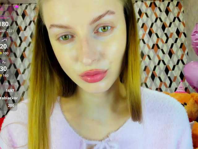 PinkPanterka live cam preview