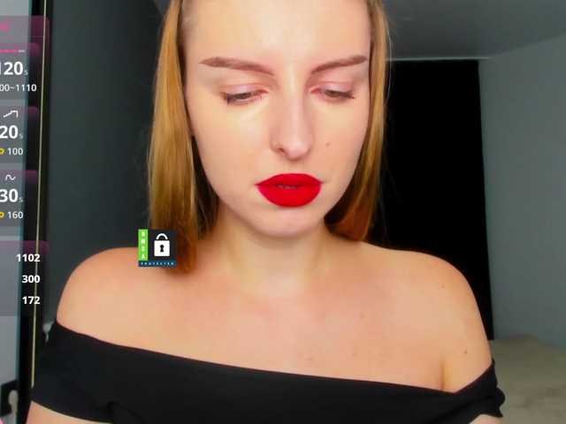 PinkPanterka live cam preview