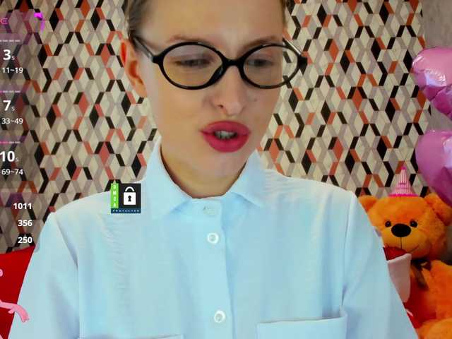 MissFentasy1 live cam on BongaCams