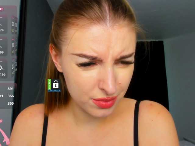Pinkpanterka live cam