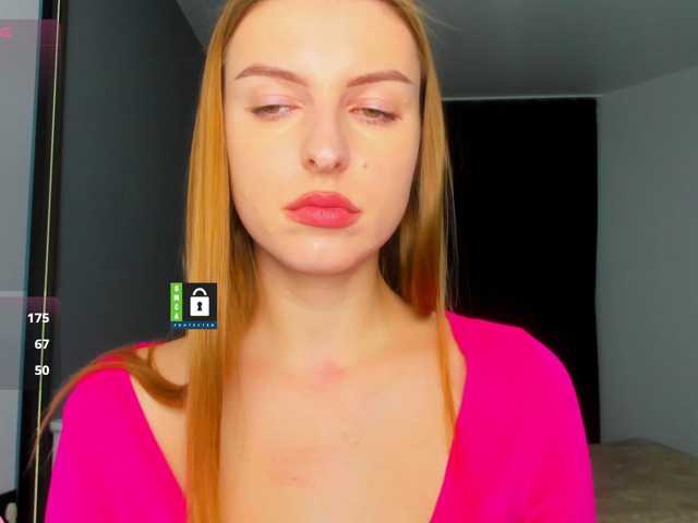 PinkPanterka live cam preview