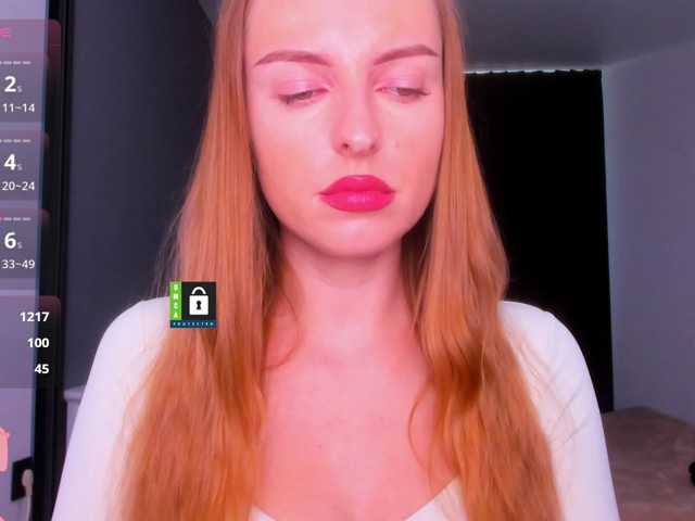 PinkPanterka live cam preview