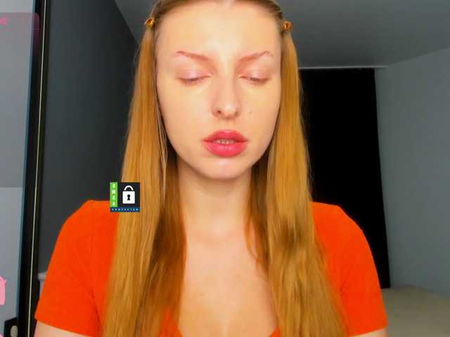 PinkPanterka live cam preview