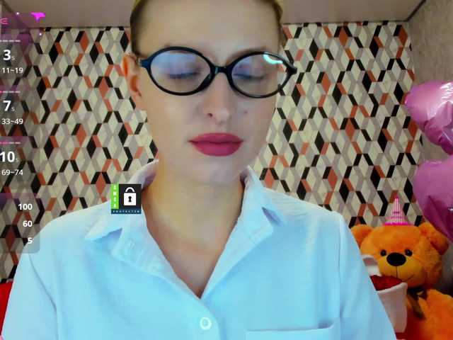 MissFentasy1 live cam on BongaCams