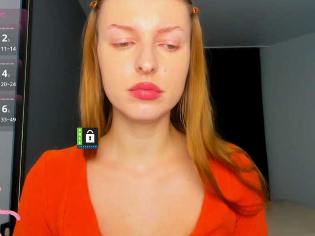 PinkPanterka live cam preview