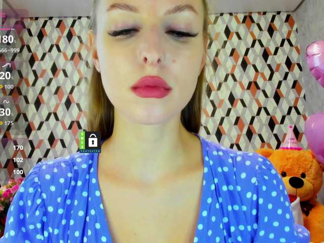 MissFentasy1 live cam on BongaCams
