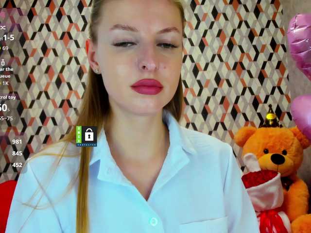 MissFentasy1 live cam on BongaCams