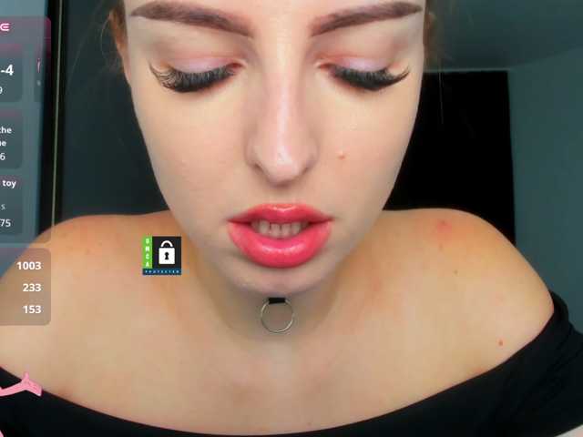 MissFentasy1 live cam on BongaCams