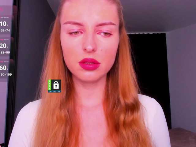 PinkPanterka live cam preview