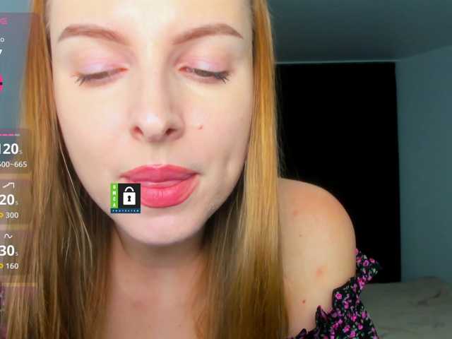 PinkPanterka live cam preview