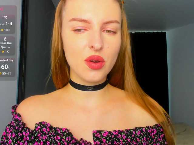 PinkPanterka live cam preview