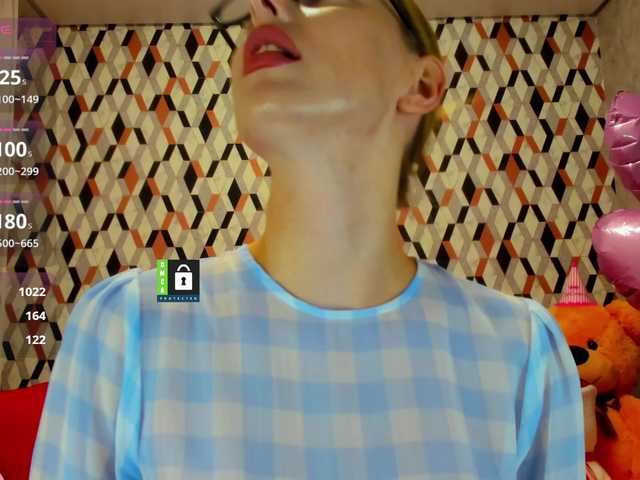 MissFentasy1 live cam on BongaCams