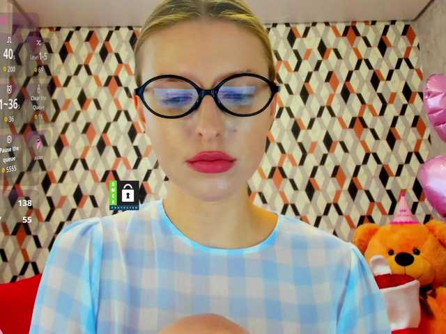 MissFentasy1 live cam on BongaCams