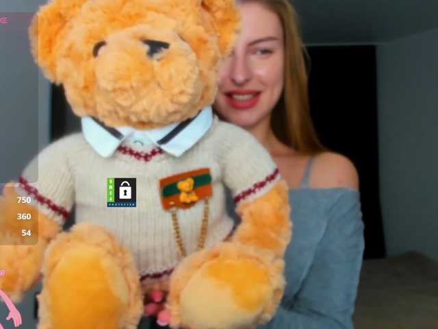PinkPanterka live cam preview