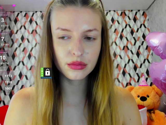 PinkPanterka live cam preview