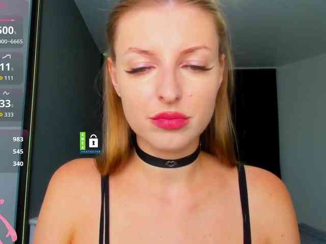 Pinkpanterka's cam show statistics and live stream