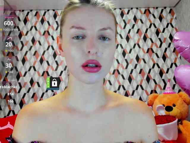 pinkpanterka's live room