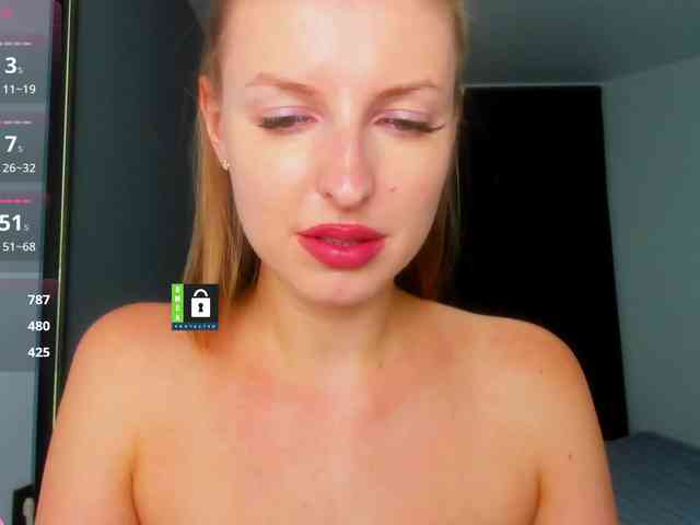 PinkPanterka webcam