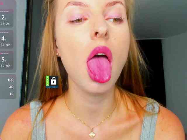 PinkPanterka webcam