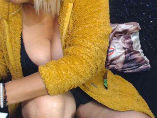 TrishaX webcam