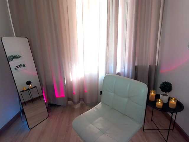 MirandaQueen live cam on BongaCams