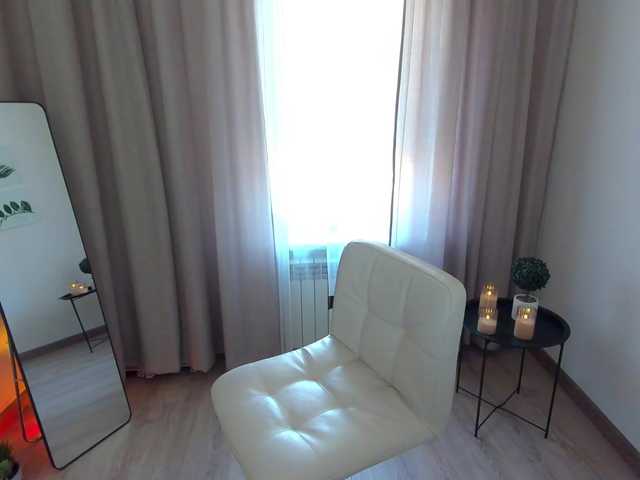 MirandaQueen live webcam show