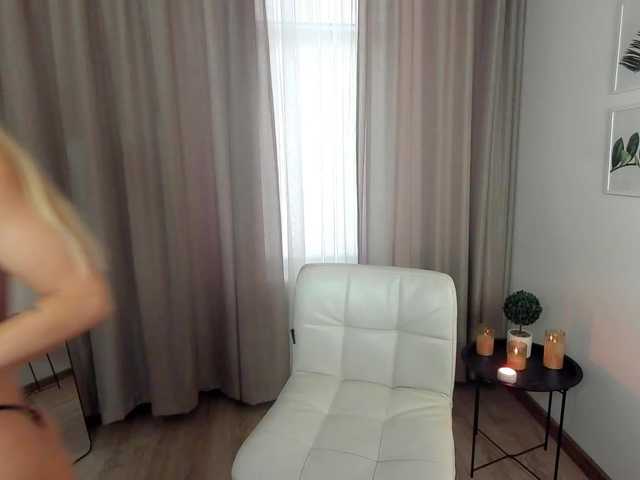 MirandaQueen live cam on BongaCams