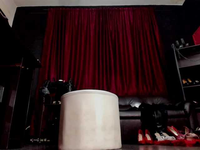 puffyllove's BongaCams show and profile