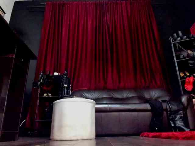 MissPuffyllove webcam
