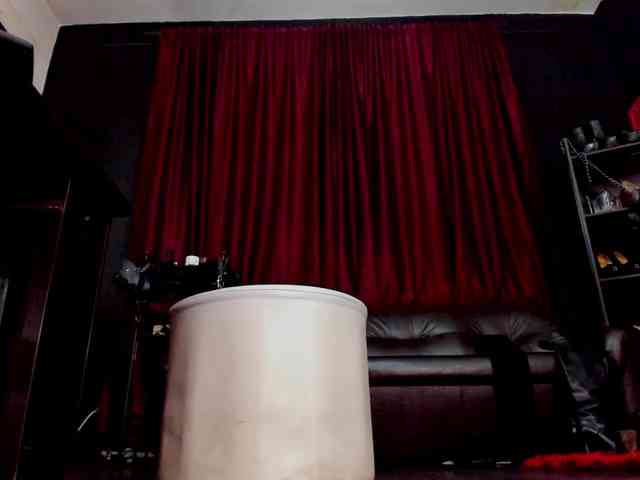 MissPuffyllove webcam