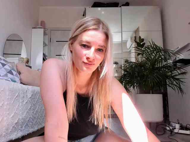 Princessa_ya webcam