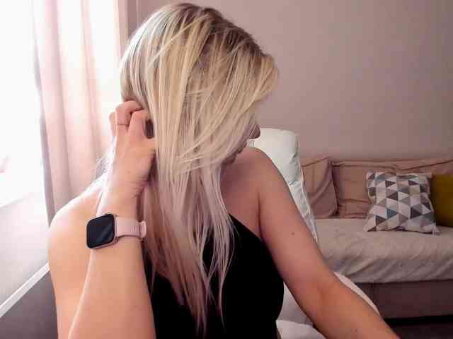 Princessa_ya webcam