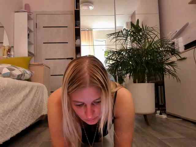 Princessa_ya webcam