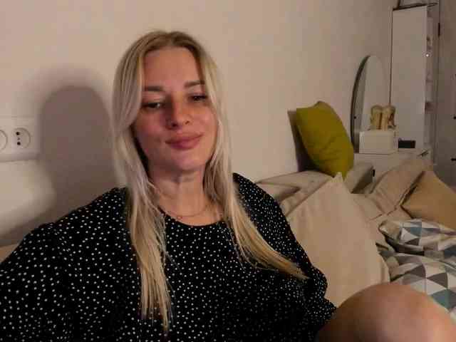 Princessa_ya webcam