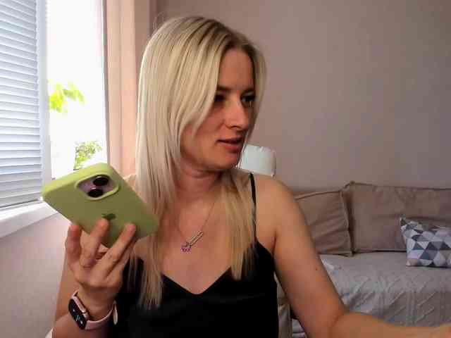 Princessa_ya webcam