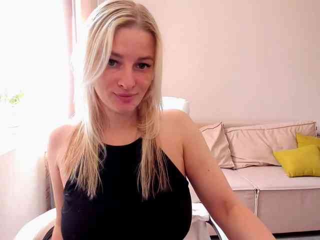 Princessa_ya webcam