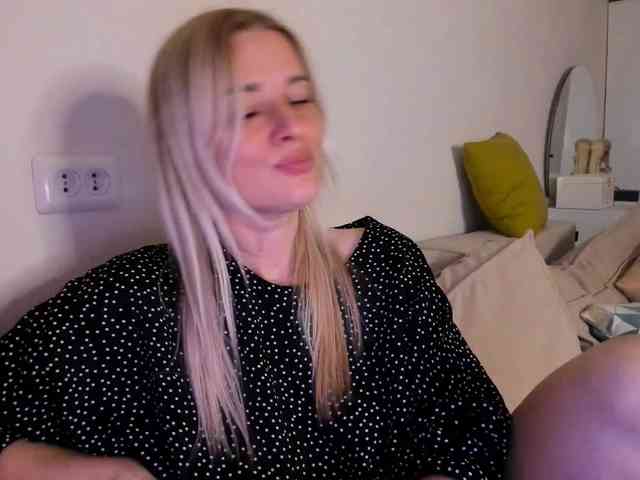 Princessa_ya webcam