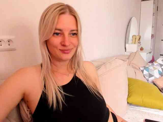 Princessa_ya webcam
