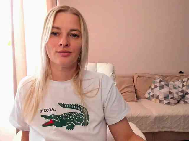 Princessa_ya webcam