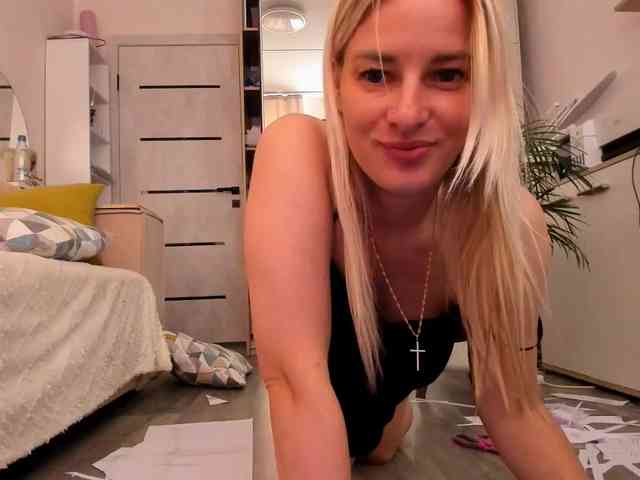 Princessa_ya webcam