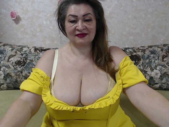 hugenipple Live Cam and Statistics on UnifiedCams