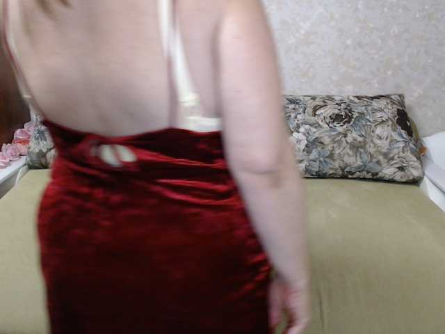 hugenipple live cam on BongaCams