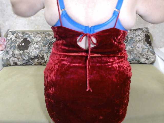 hugenipple live cam on BongaCams