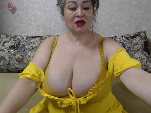 hugenipple webcam
