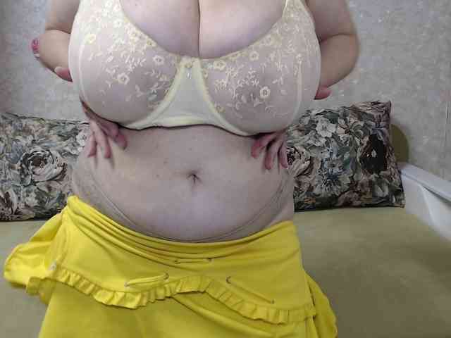 hugenipple webcam
