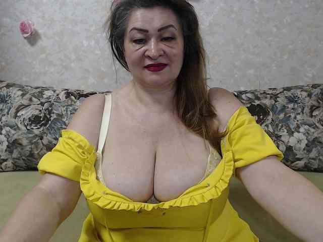 hugenipple webcam