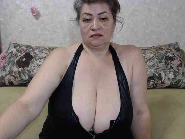 hugenipple webcam