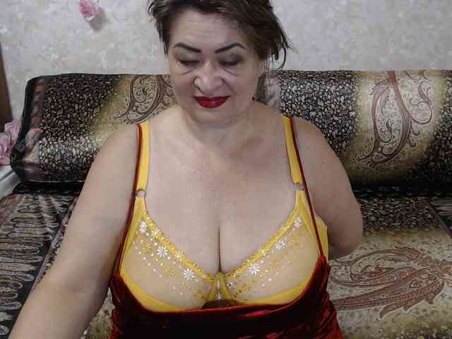 hugenipple webcam